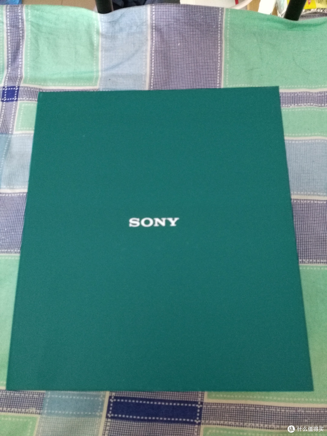 在快要当爸爸的年纪装宝宝,给自己的六一礼物——Sony MDR—100ABN耳机开箱