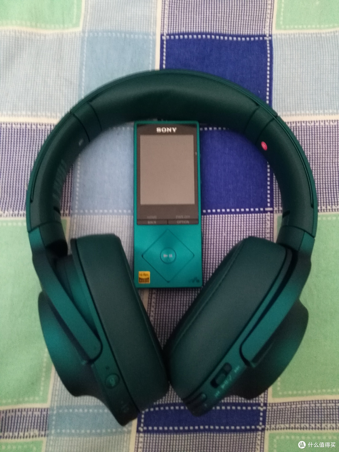 在快要当爸爸的年纪装宝宝,给自己的六一礼物——Sony MDR—100ABN耳机开箱