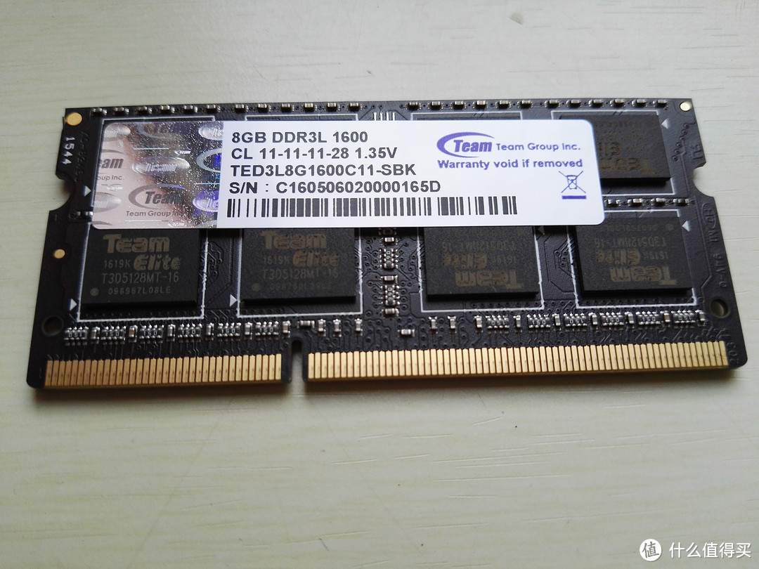 给超级本换内存 十铨（Team） 低电压 DDR3 1600 8G 笔记本内存