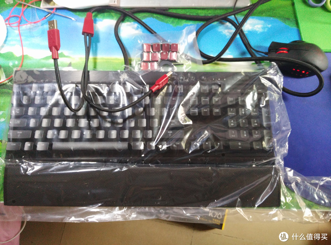 #原创新人#618剁手第一炮：CORSAIR 海盗船 K70 黑色（红轴）机械键盘 开箱
