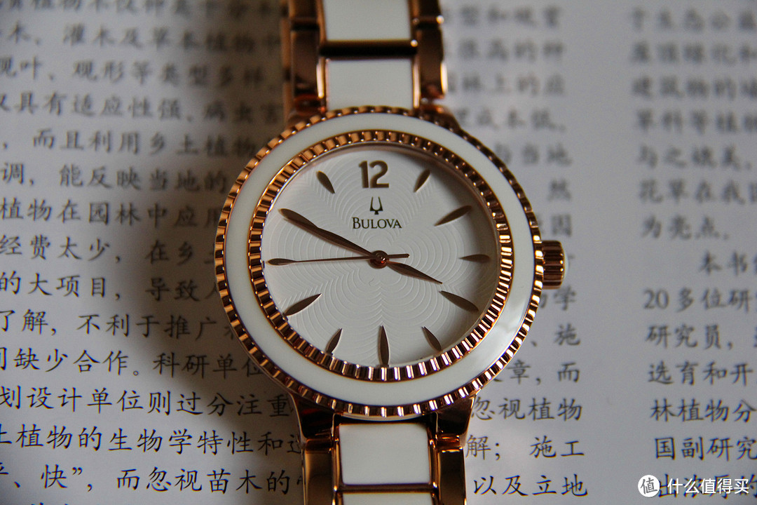 女王叫我买个表！——BULOVA 宝路华 98L189 时尚女表 开箱