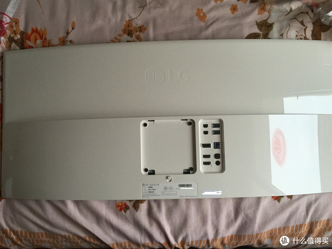 不止是更弯—LG34UC98-W 34英寸LED背光液晶显示器简单开箱评测