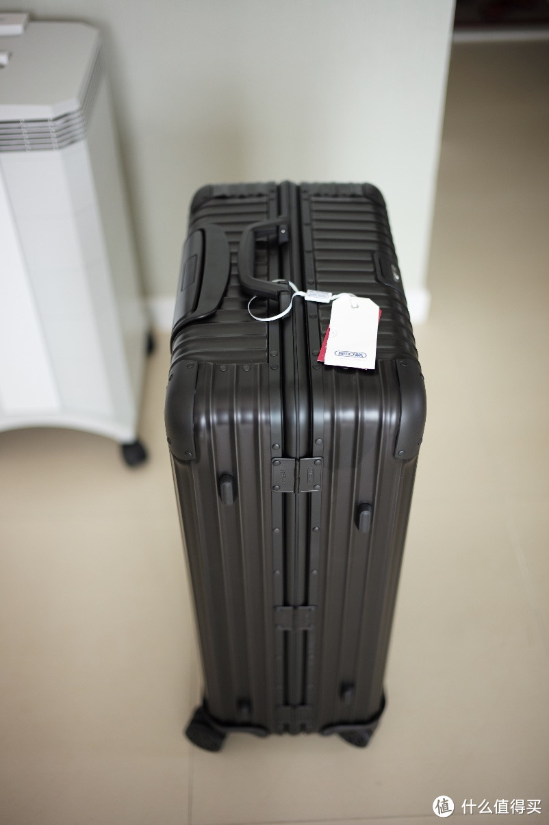 #本站首晒# 撕不掉的行李标签 — Rimowa Topas Stealth Electronic-Tag 电子标签版 拉杆箱