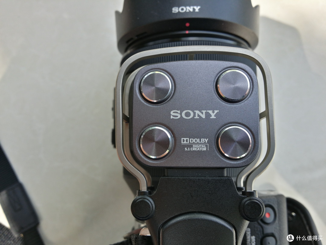 外观秀——SONY 索尼 NEX-VG30E 可换镜头摄录一体机