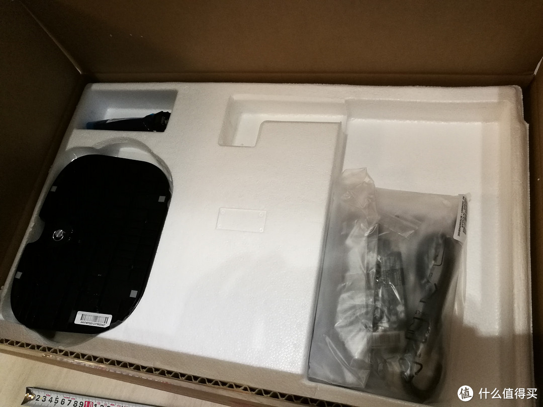 LG 24MP55VQ 23.8寸 16:9 IPS显示器 白菜价开箱体验