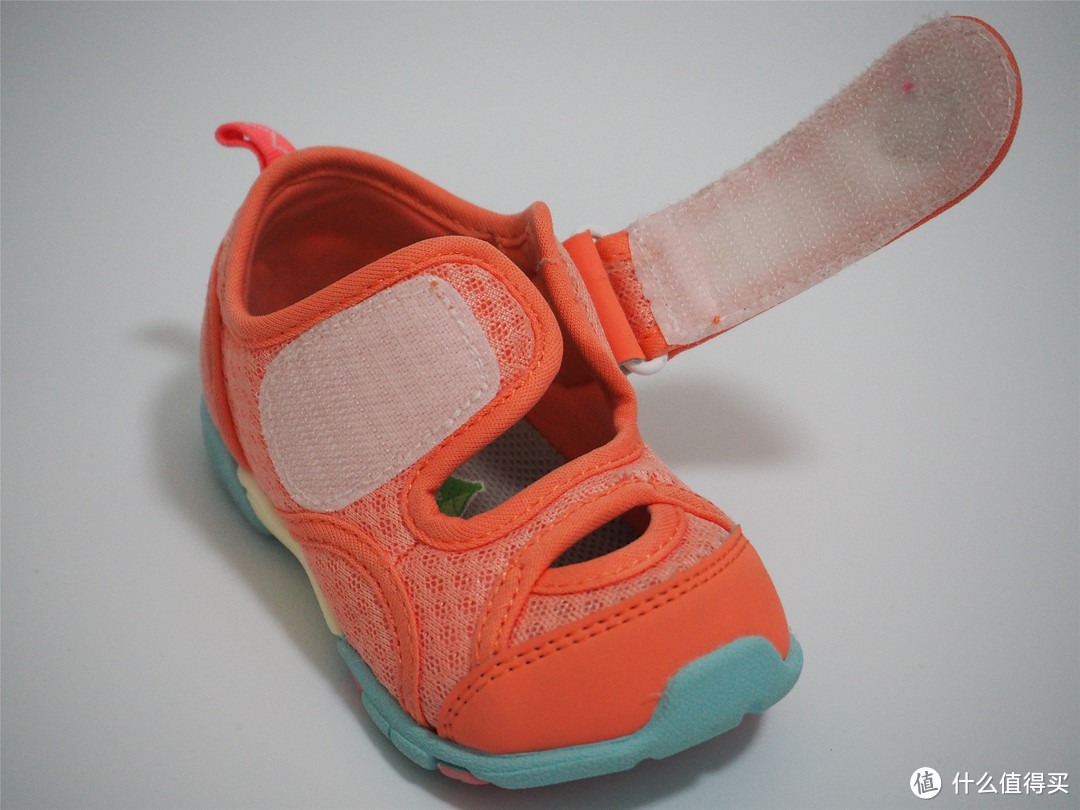 #宝贝计划#保护小脚丫——给女儿的MoonStar 月星 机能学步鞋