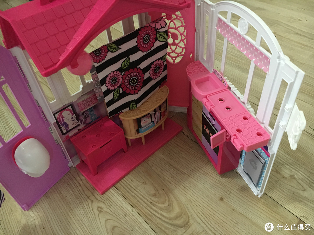 #宝贝计划#忆儿时过家家：Barbie 芭比“闪亮度假屋”+“梦幻衣橱”+芭比书籍