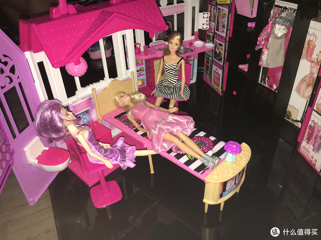 #宝贝计划#忆儿时过家家：Barbie 芭比“闪亮度假屋”+“梦幻衣橱”+芭比书籍