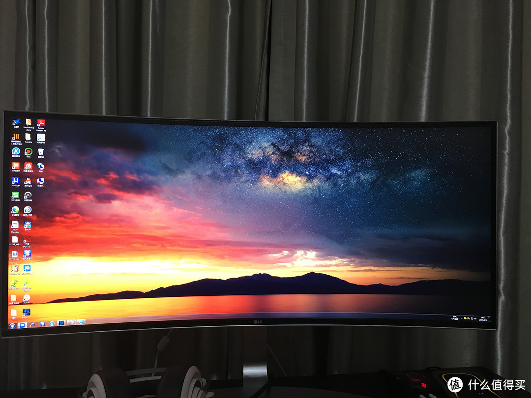 为你变弯入 LG-34UC98 曲面显示器 开箱