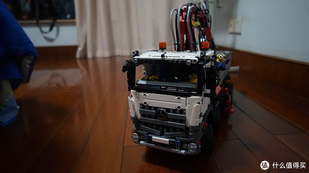 我的第一个乐高大set：LEGO 乐高 42043 奔驰3245卡车 开箱晒物