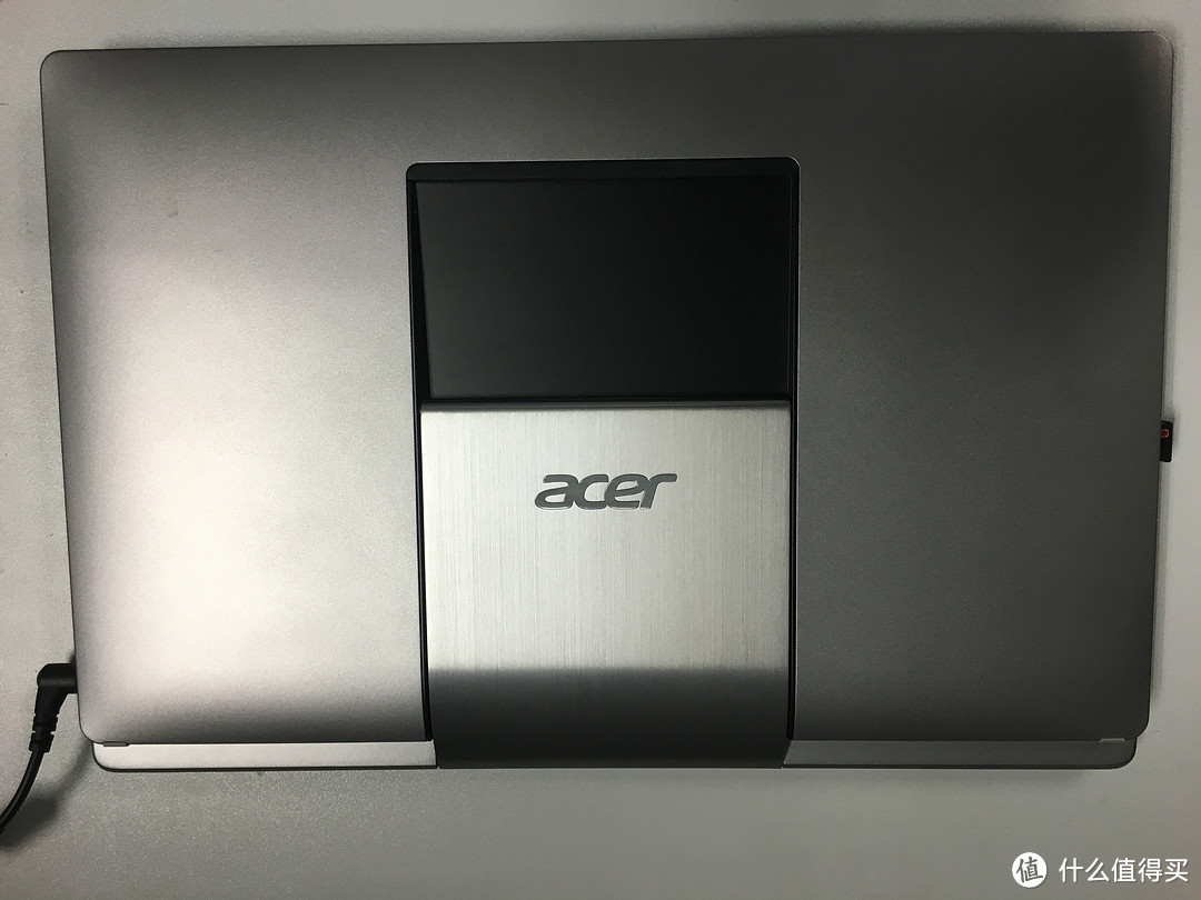 Acer 宏基 Aspire R7 571 6858 Convertible Laptop 触控变形本