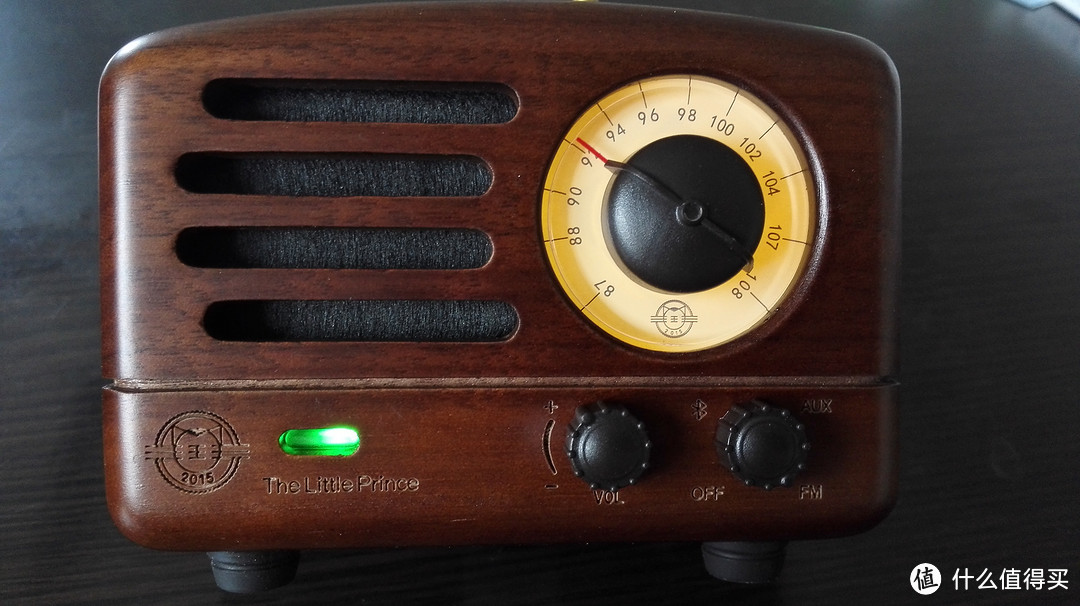 收音机模式，亮绿灯