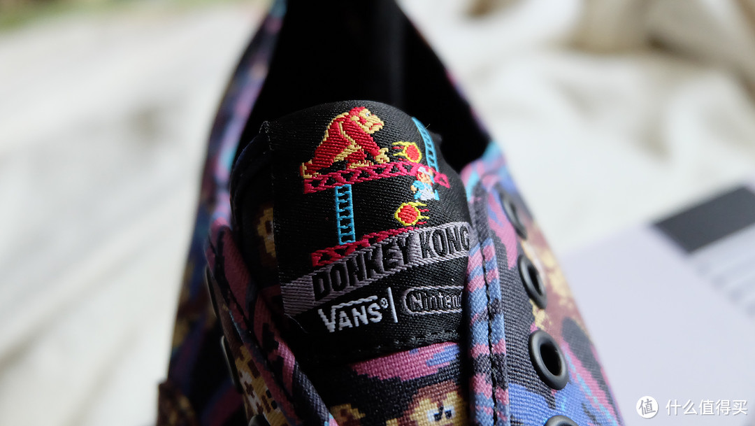 为回忆买单--任天堂 x Vans Donkey Kong 帆布鞋 开箱