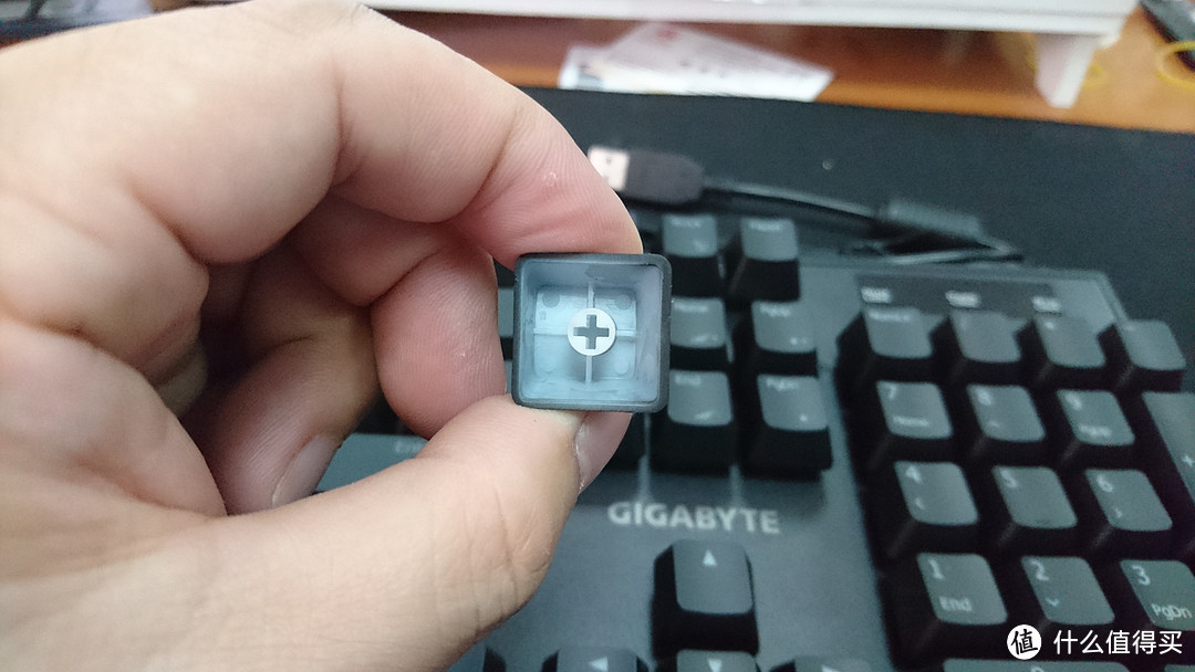 彻底解毒 — GIGABYTE 技嘉 K85 机械键盘开箱简评