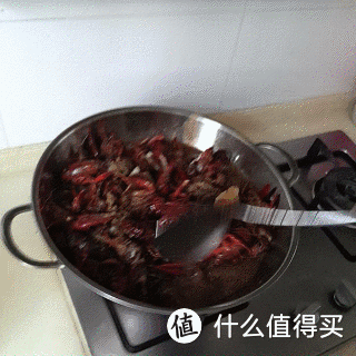 如何制作一锅美味到极点的十三香龙虾