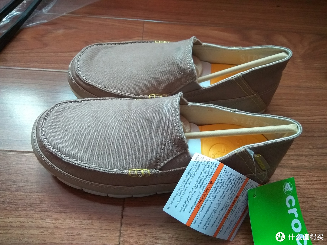 夏日好选择 — CROCS 卡骆驰 Men's Stretch Sole Loafer帆布休闲鞋开箱