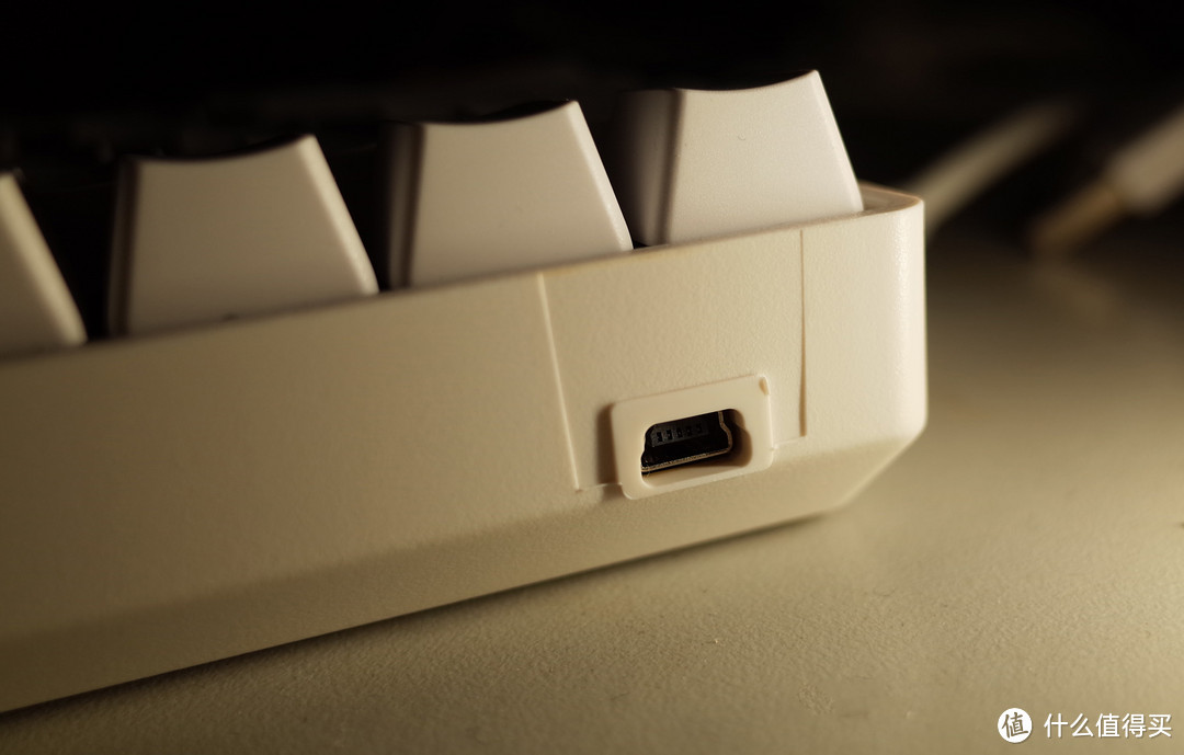 IKBC Poker 机械键盘 简单开箱