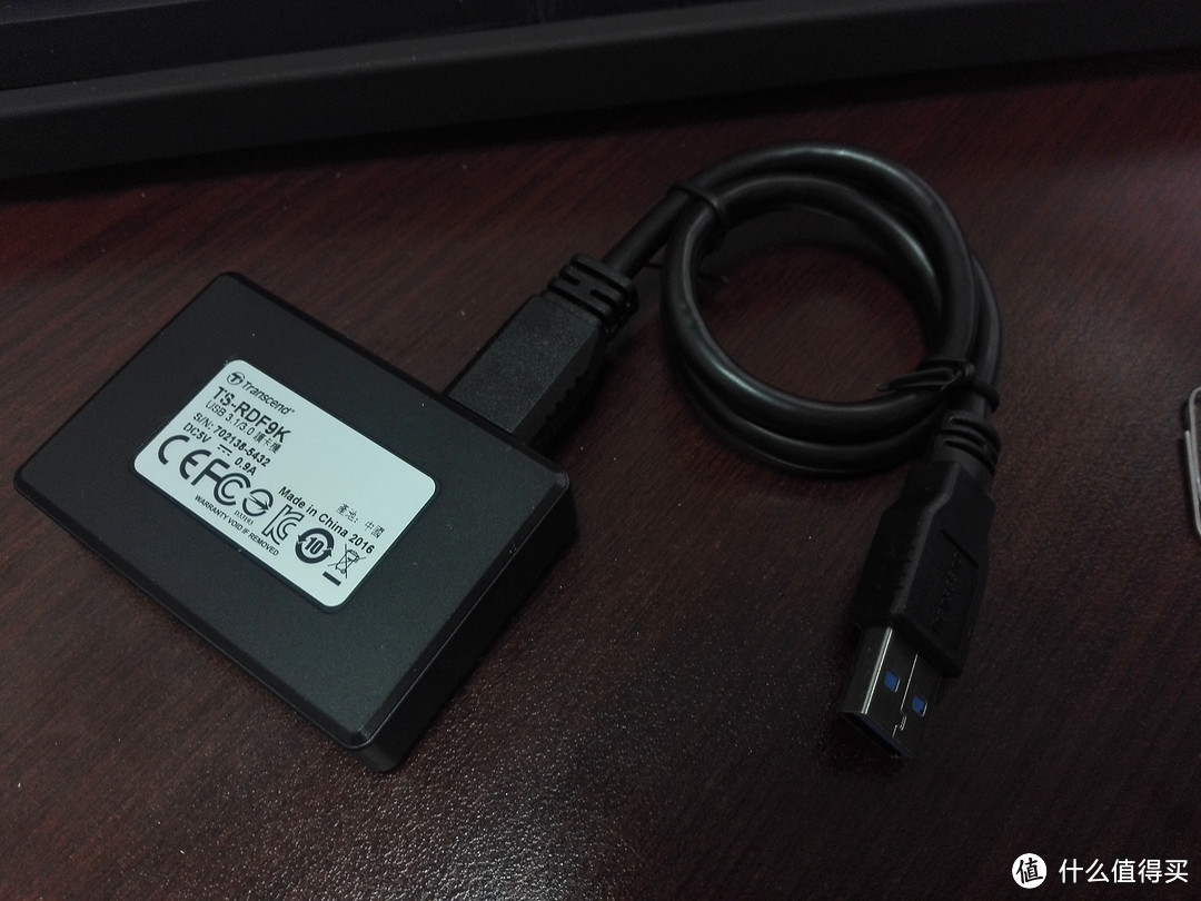 创见 USB 3.1 RDF9 多功能读卡器 & 东芝 128GB  UHS-I U3 （90MB/s） TF高速存储卡