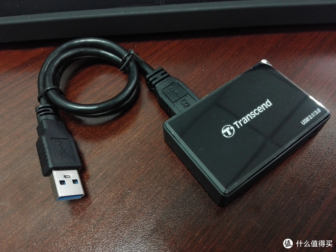创见 USB 3.1 RDF9 多功能读卡器 & 东芝 128GB  UHS-I U3 （90MB/s） TF高速存储卡