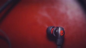 #本站首晒# 骷髅Bigger加持 — Skullcandy 斯酷凯蒂 骷髅糖SB2无线耳机