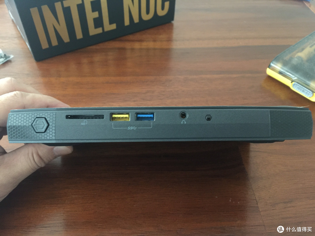 #原创新人##本站首晒# Intel 英特尔 NUC6I7KYK 迷你电脑主机