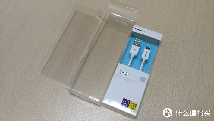 品胜 USB Type-C转USB2.0数据充电线+LOREAL 戛纳定制笔记本套装（简评）