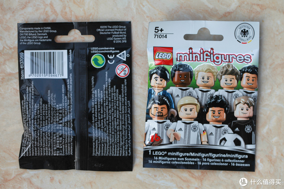 乐高LEGO 71014德国队人仔抽抽乐  包装