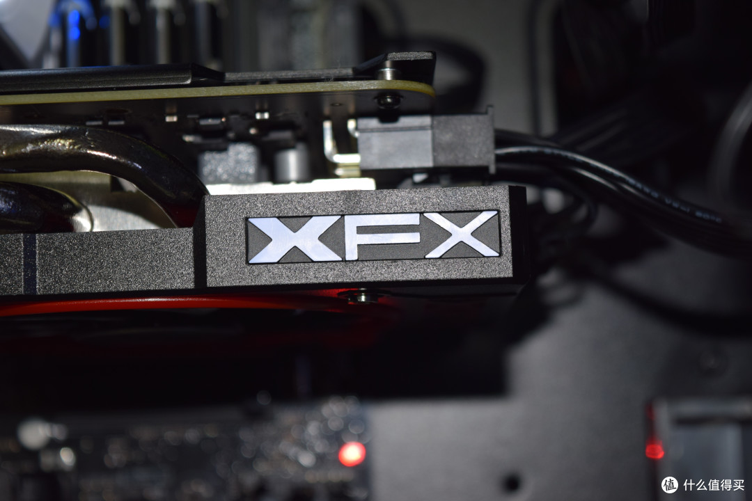 入手xfx 讯景 r9380x 显卡