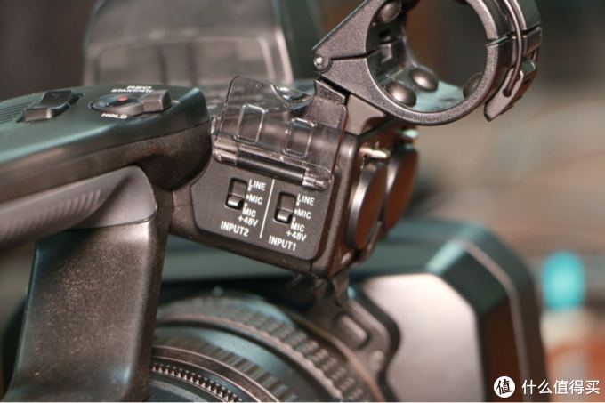 #本站首晒# SONY 索尼 hxr-nx3 手持式存储卡高清摄录一体机