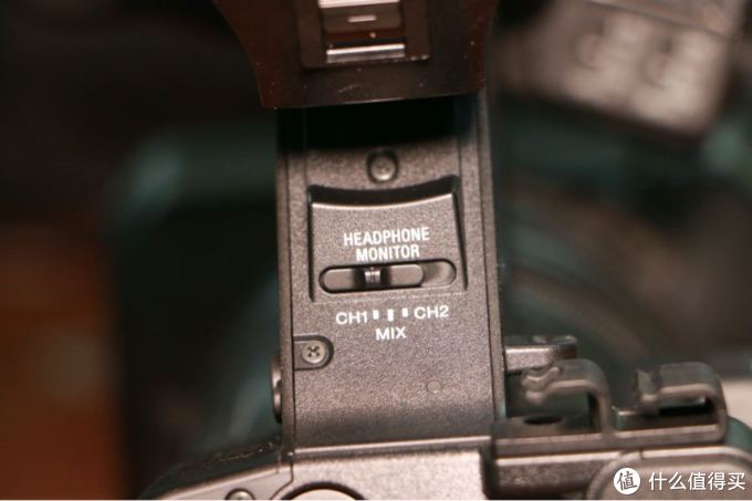 #本站首晒# SONY 索尼 hxr-nx3 手持式存储卡高清摄录一体机