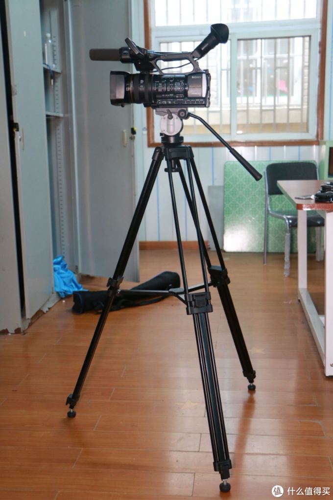 #本站首晒# SONY 索尼 hxr-nx3 手持式存储卡高清摄录一体机