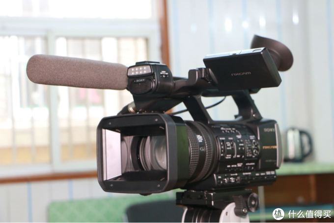 #本站首晒# SONY 索尼 hxr-nx3 手持式存储卡高清摄录一体机