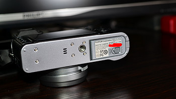 富士 X100T 数码旁轴相机使用总结(接口|电池|肩带|设置|配件)