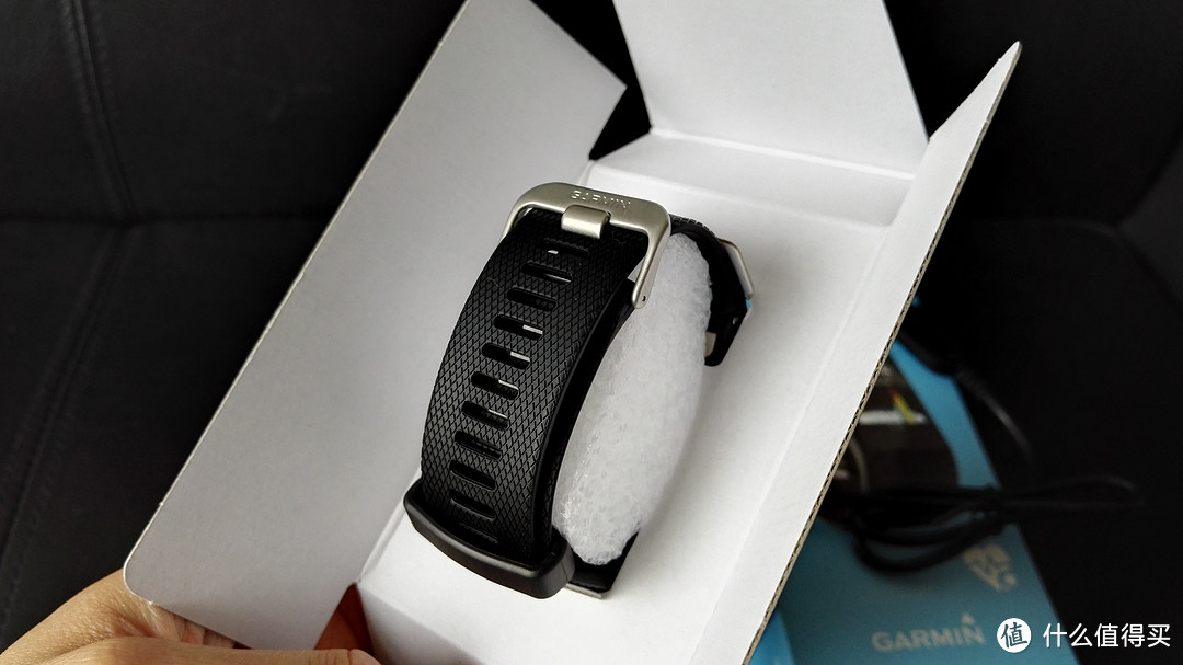 GARMIN 佳明 vivoactive HR 智能手表以及速度感应器、踏频感应器开箱