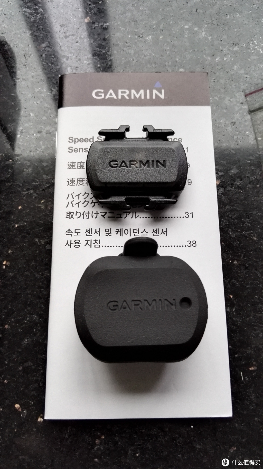 GARMIN 佳明 vivoactive HR 智能手表以及速度感应器、踏频感应器开箱