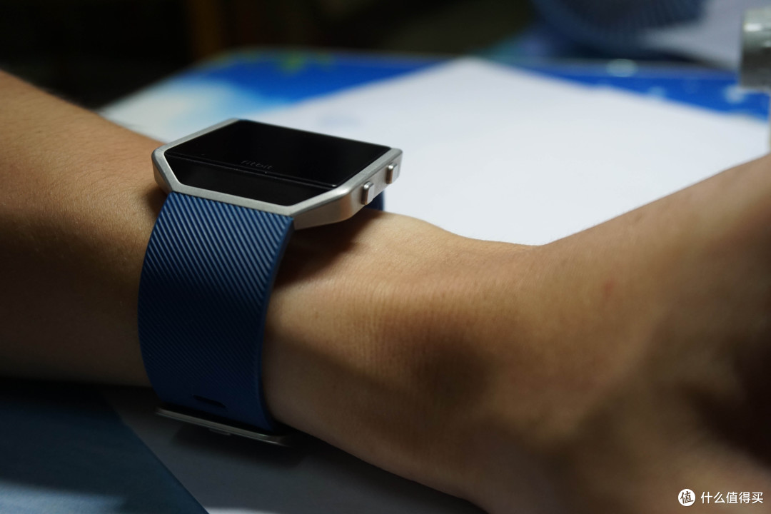 专注运动健身的偏科生——Fitbit Blaze智能手表体验报告