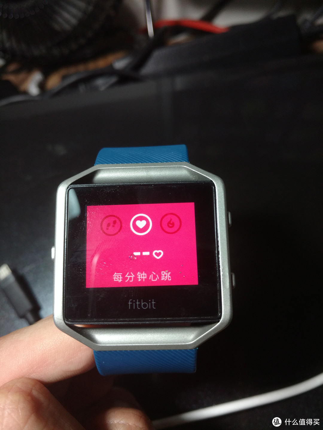 专注运动健身的偏科生——Fitbit Blaze智能手表体验报告