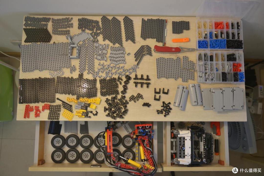 LEGO 乐高 42043 卡车 伪开箱及B模式搭建过程