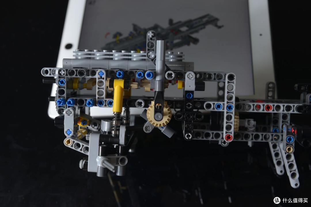 LEGO 乐高 42043 卡车 伪开箱及B模式搭建过程