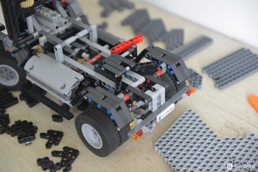 一个大龄少年的乐高之旅篇三lego乐高42043卡车伪开箱及b模式搭建过程