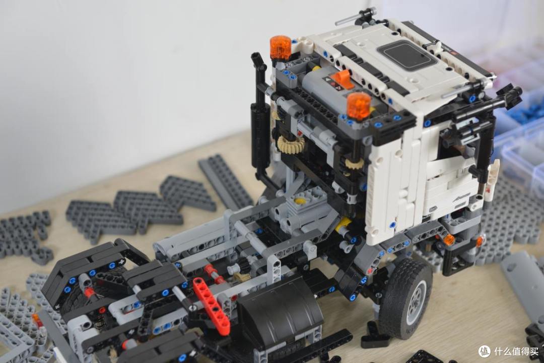 LEGO 乐高 42043 卡车 伪开箱及B模式搭建过程