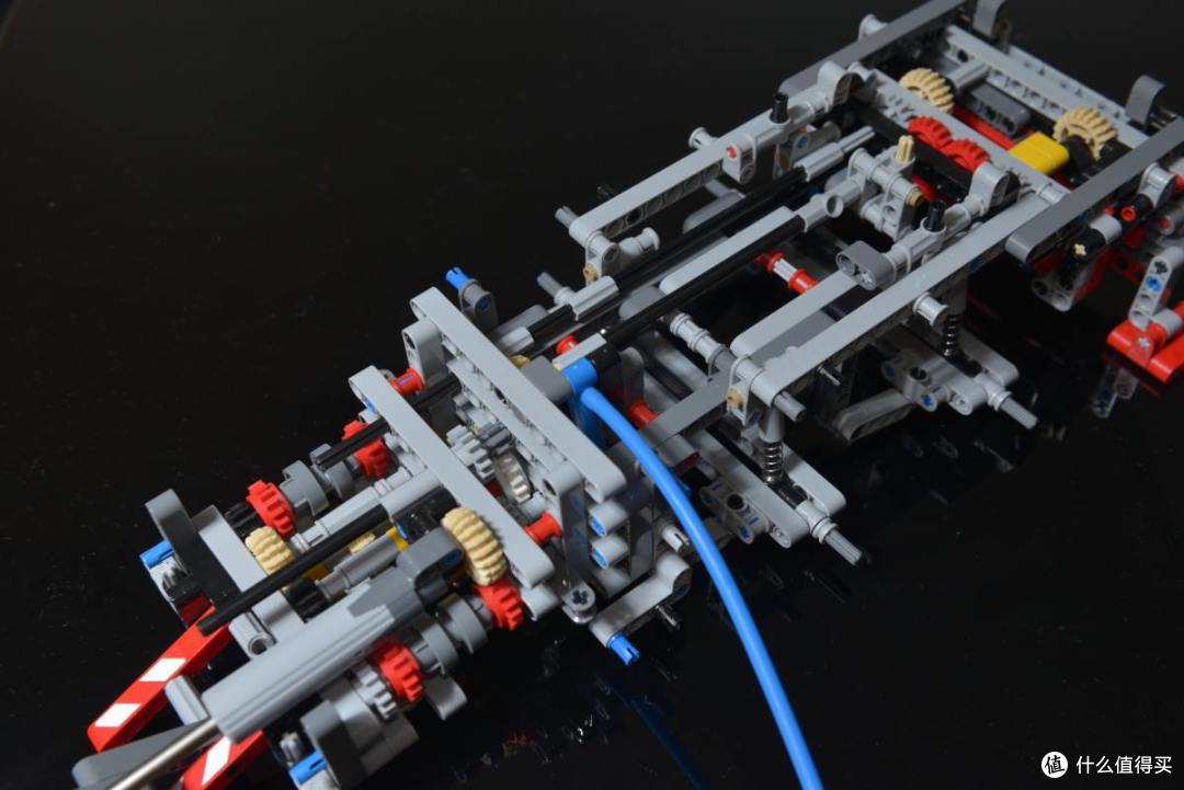 LEGO 乐高 42043 卡车 伪开箱及B模式搭建过程