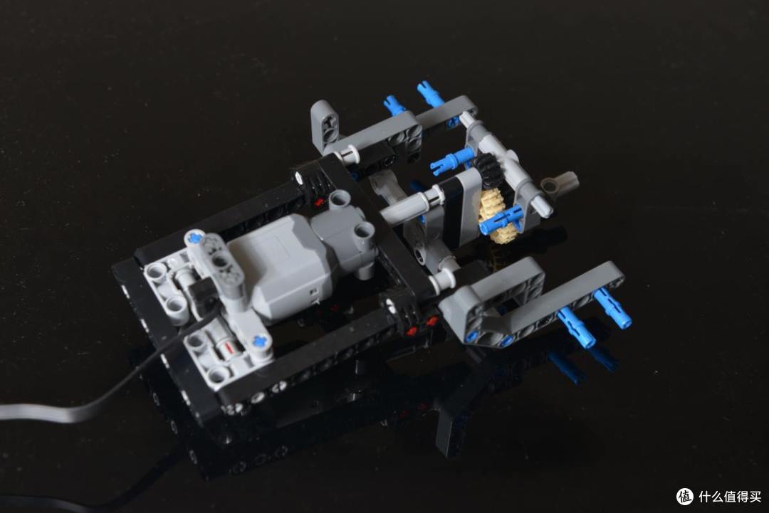 LEGO 乐高 42043 卡车 伪开箱及B模式搭建过程
