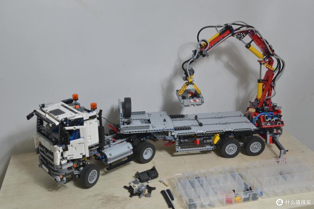LEGO 乐高 42043 卡车 伪开箱及B模式搭建过程