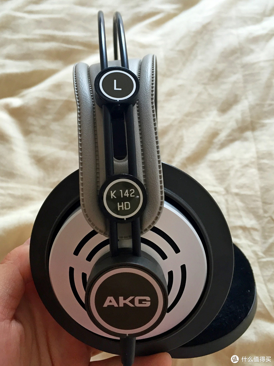 真正正确的声音之初体验—— AKG 爱科技 K142HD 头戴式监听耳机