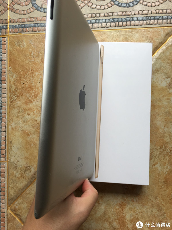 给父母的小礼物:Apple 苹果 iPad Air 2 平板电脑