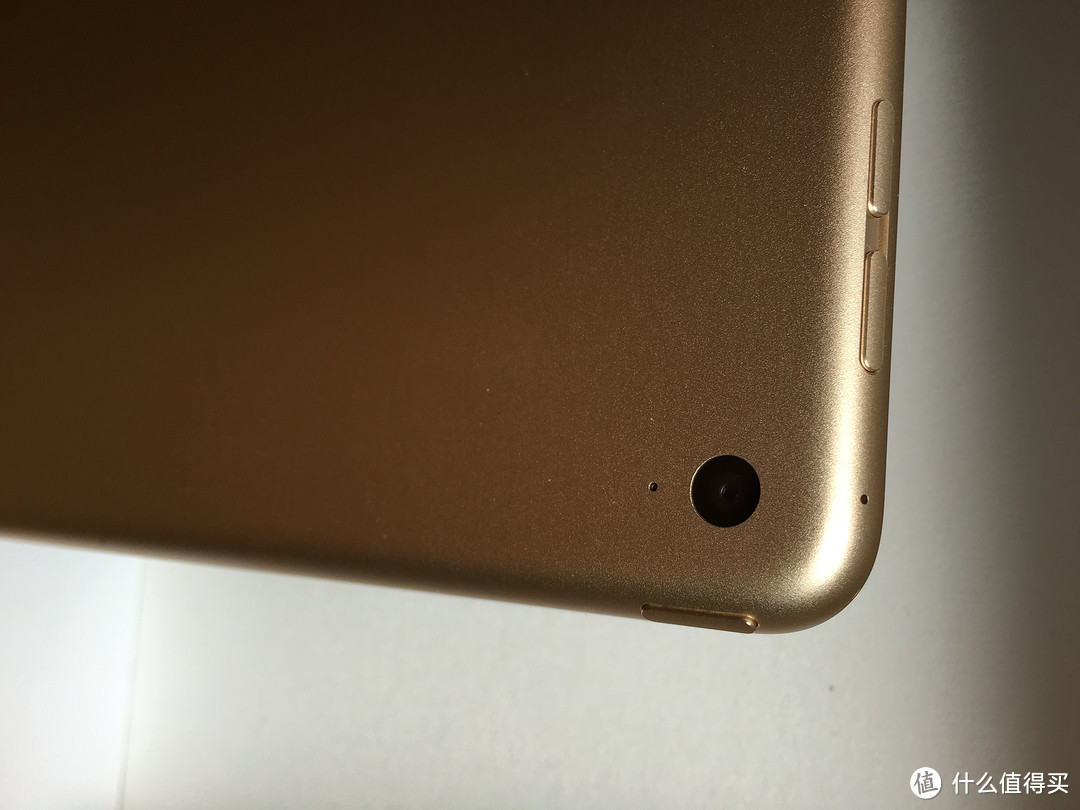 给父母的小礼物：Apple 苹果 iPad Air 2 平板电脑 16G WiFi版