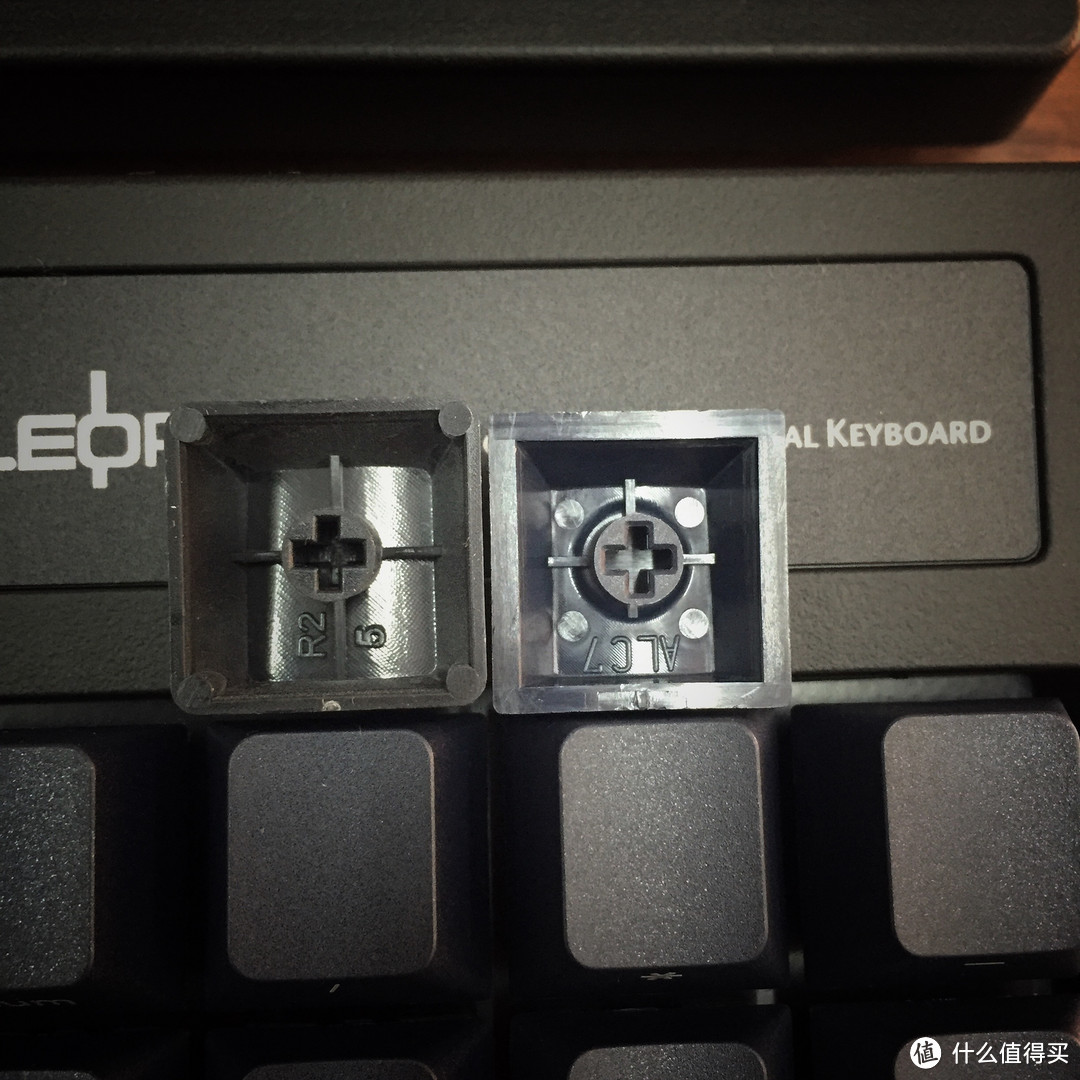 LEOPOLD FC900R 海军蓝 红轴侧刻版 机械键盘 开箱