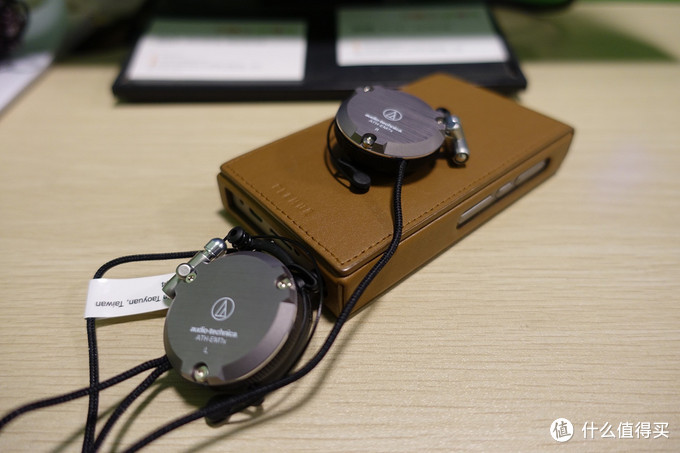 颜好即正义，说说新入手的audio-technica 铁三角 em7x 耳挂式耳机