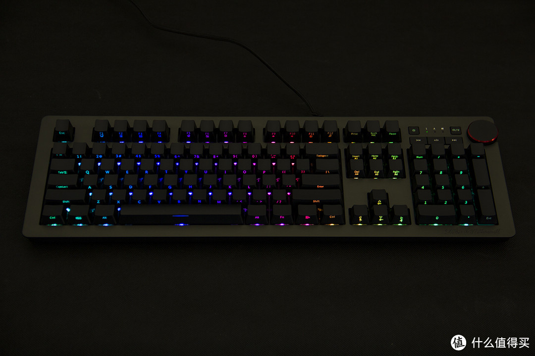 国产也有认真的时候，AJAZZ 黑爵 AK60 光环侧刻RGB 机械键盘